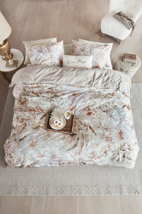 maison quilt cover set